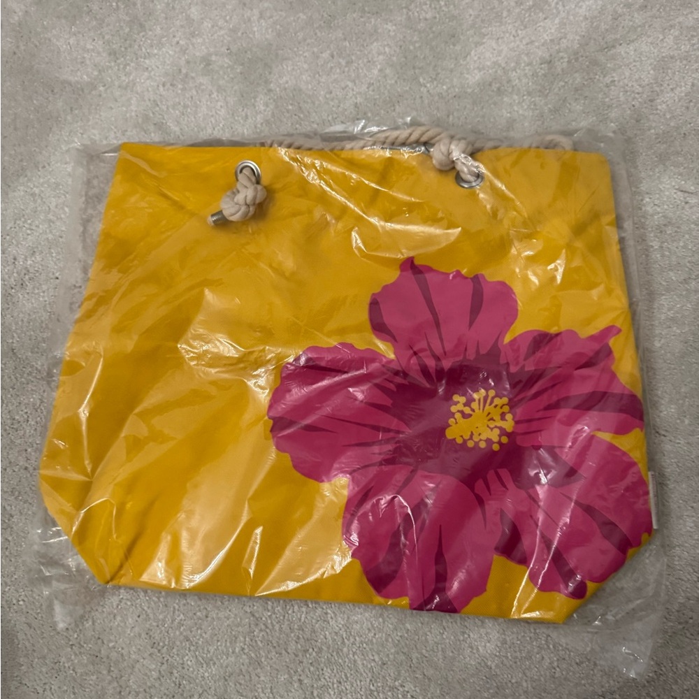 BeautiControl Flower 🌸 Tote Bag New In Package